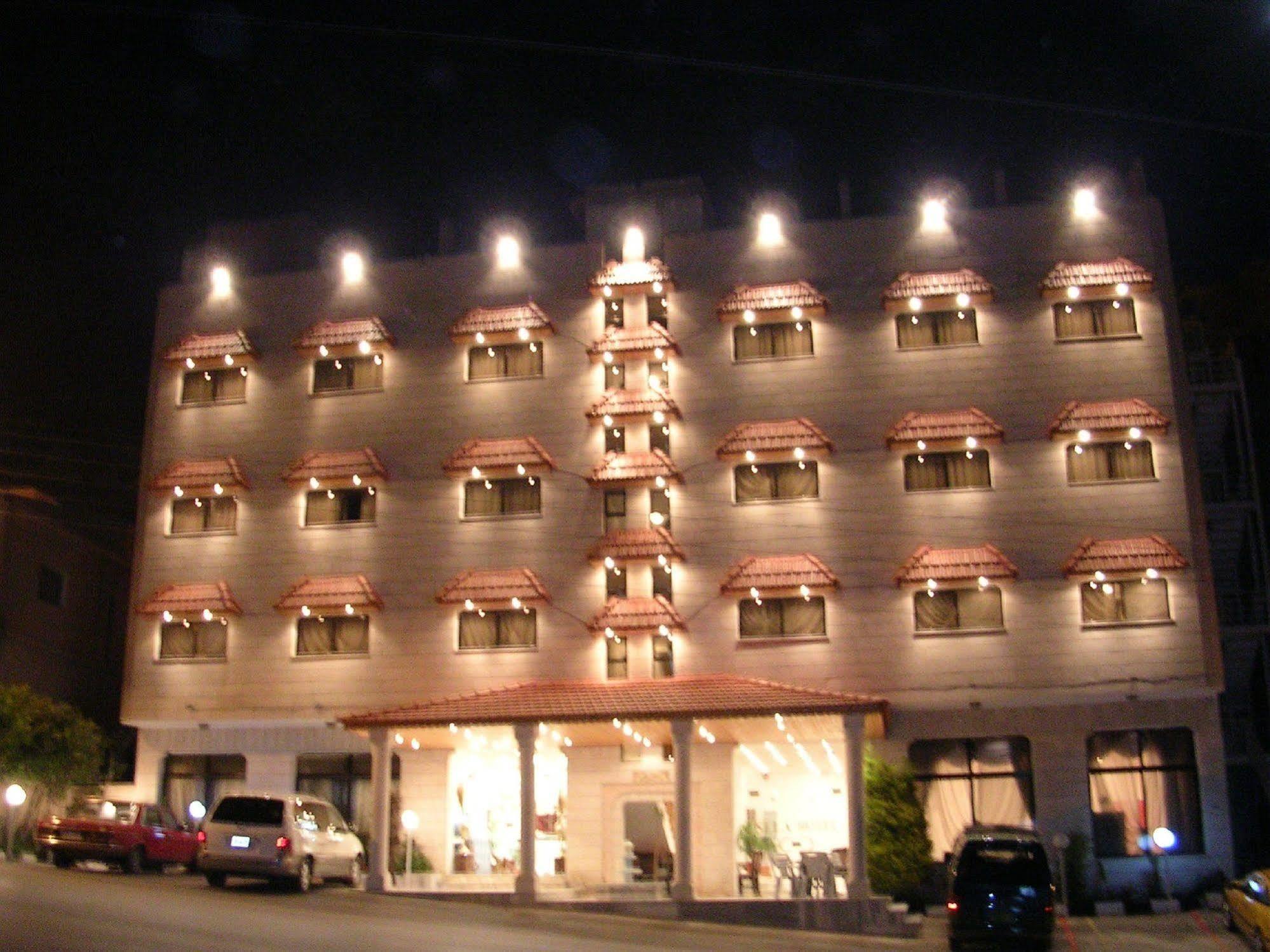 Sella Hotel Wadi Musa Exterior photo